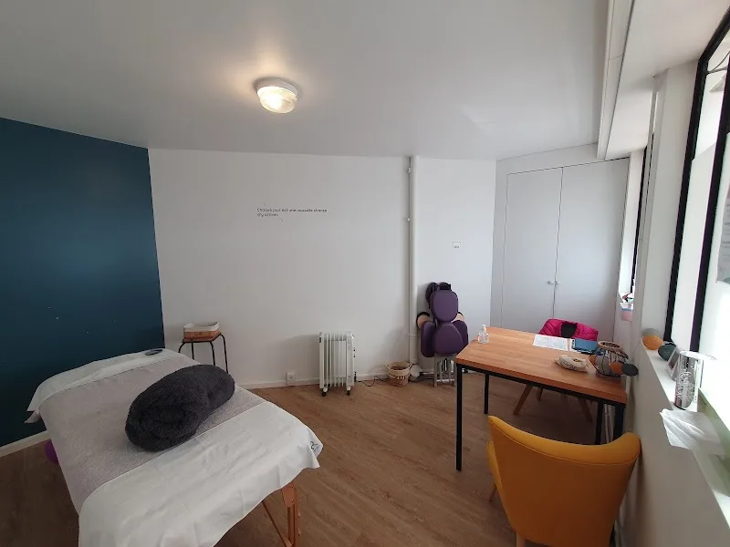 Equilibr' & Vous Isabelle ROBIN Angers Réflexologie et Massage Amma assis