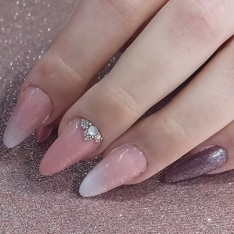 Gnilane Beauty - Onglerie Le Havre - Photo de couverture - OneBooking
