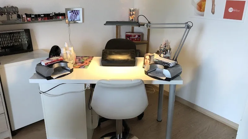 Lolarose Esthétique et ongles - Onglerie Besançon - Photo de couverture - OneBooking