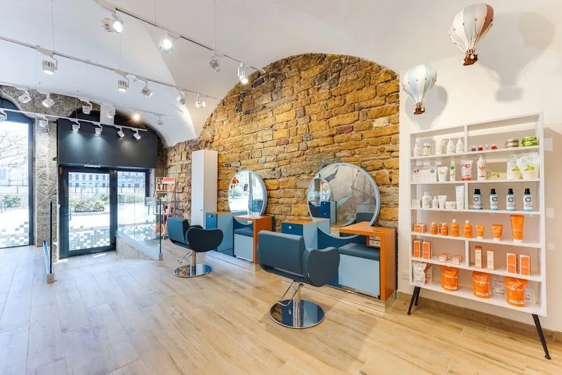 Le Coiffeur des Petits Lyonnais - Coiffure Lyon - Photo de couverture - OneBooking
