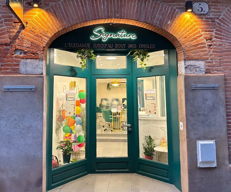 Signature Onglerie Esthétique Carmes Toulouse - Onglerie Toulouse - Photo de couverture - OneBooking