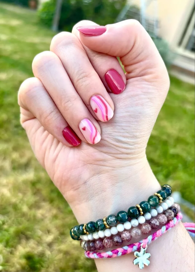 Eternails - Onglerie Rennes - Photo de couverture - OneBooking