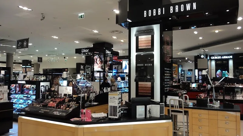 Bobbi Brown