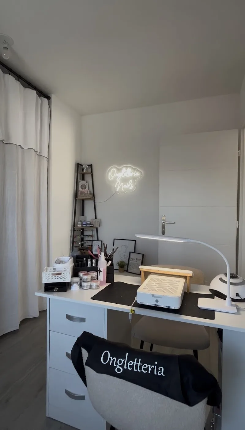 Ongletteria - Onglerie La Rochelle - Photo de couverture - OneBooking