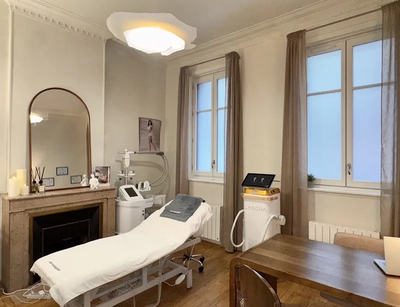DERMOPURE - Centre Épilation Laser & Cryolipolyse Lyon - Épilation Lyon - Photo de couverture - OneBooking