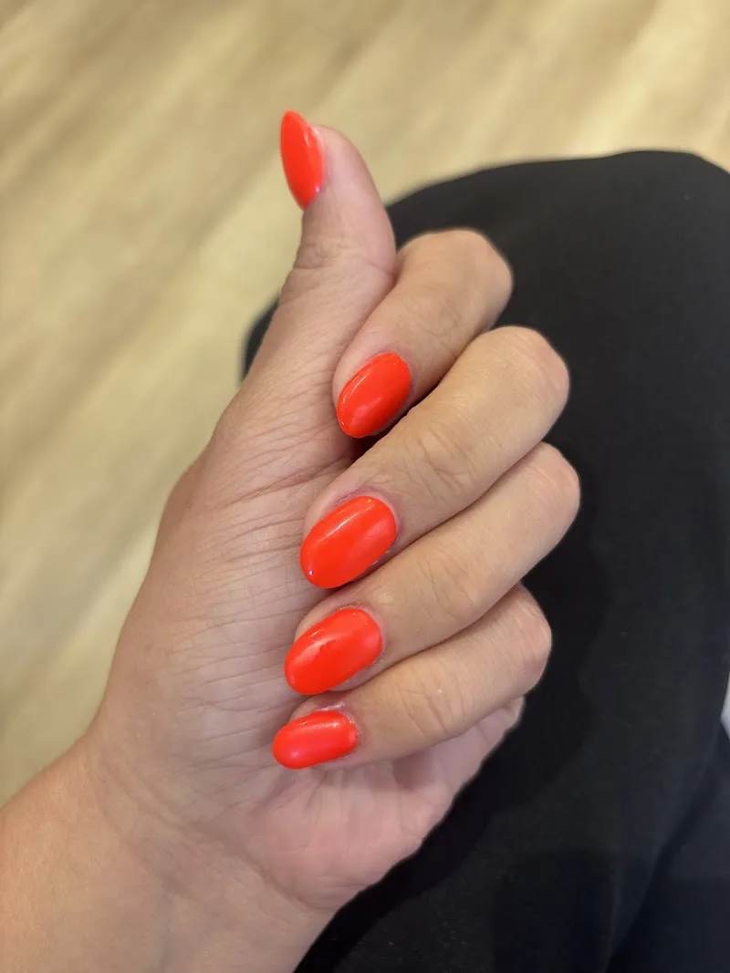 Ongles et Mains - Onglerie Saint-Étienne - Photo de couverture - OneBooking