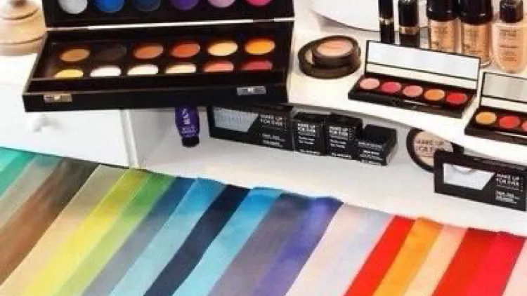 Espace beauté - Sourcils & cils Le Mans - Photo de couverture - OneBooking