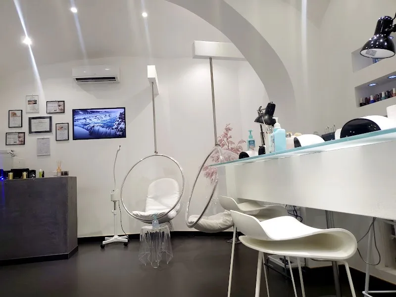 Make us dream beauty bar - Onglerie Bastia - Photo de couverture - OneBooking