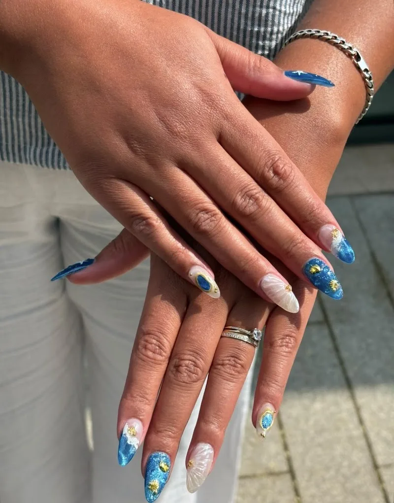 SALON DES ONGLES République Porte A