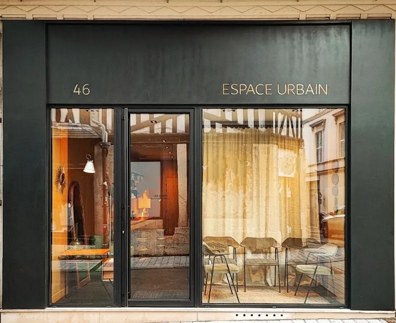 ESPACE URBAIN - Onglerie Rouen - Photo de couverture - OneBooking