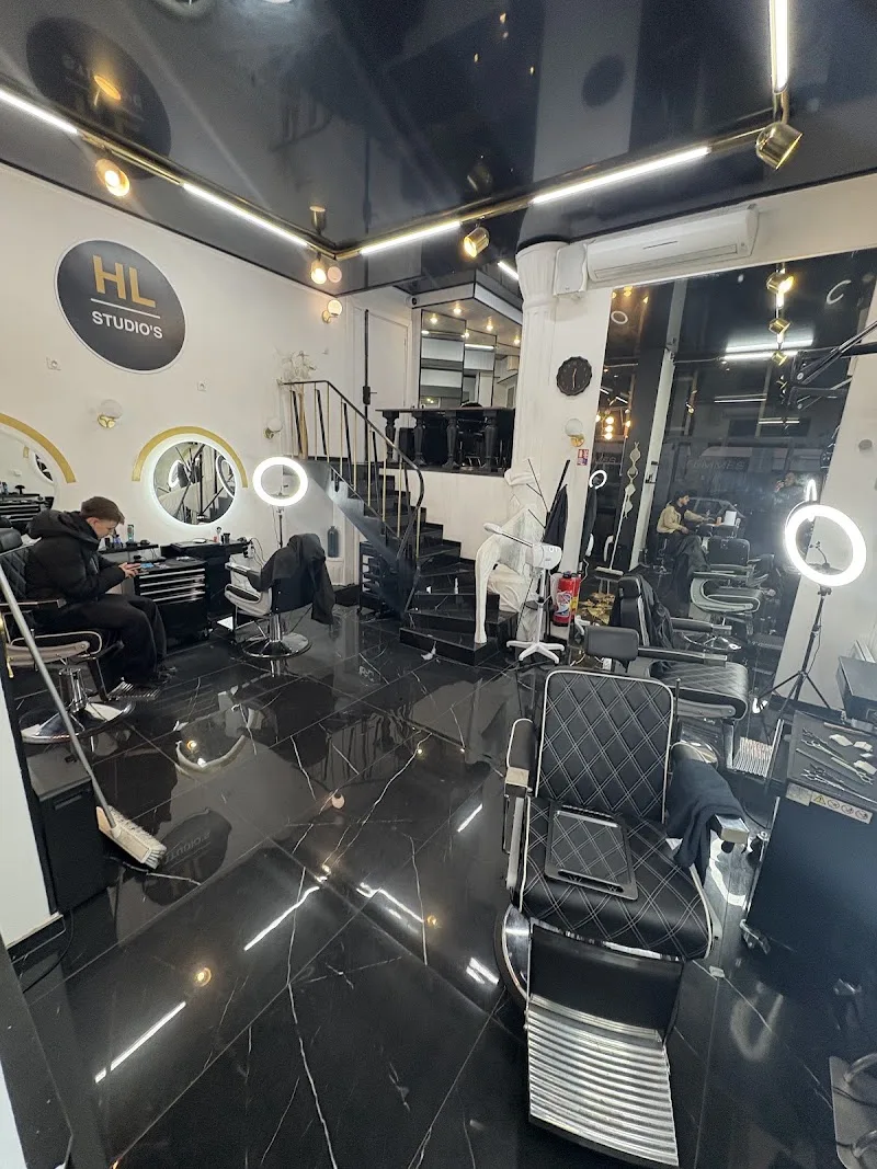 HL studio’s - Barbier Lille - Photo de couverture - OneBooking