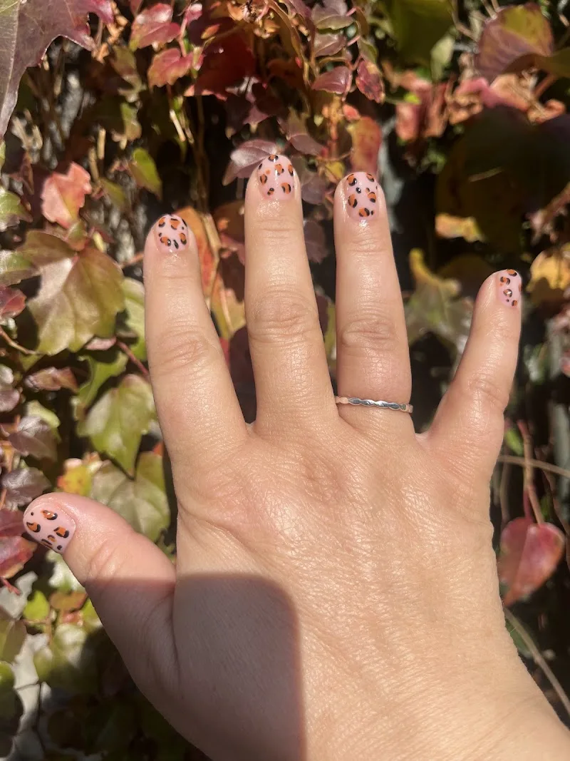 Blooming Nails - Onglerie Bordeaux - Photo de couverture - OneBooking