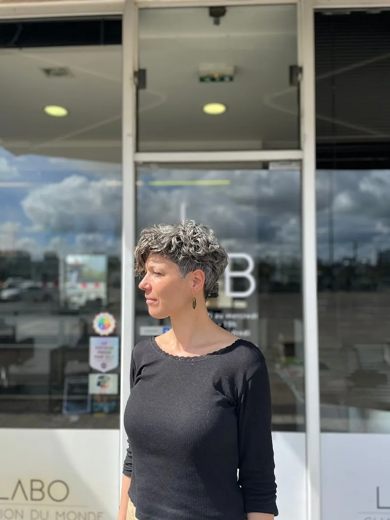 Salon Le Labo - Expert cheveux courts - Coiffeur à Nantes