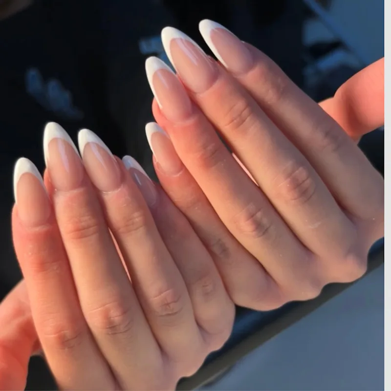 jade nails - Onglerie Strasbourg - Photo de couverture - OneBooking