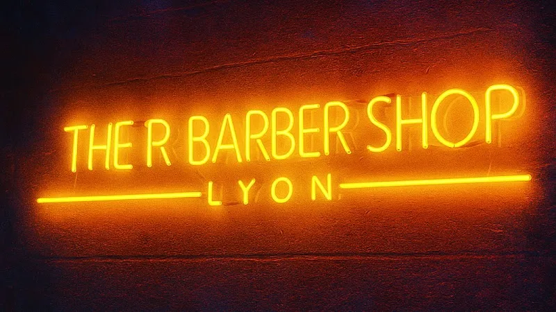 The r barber shop