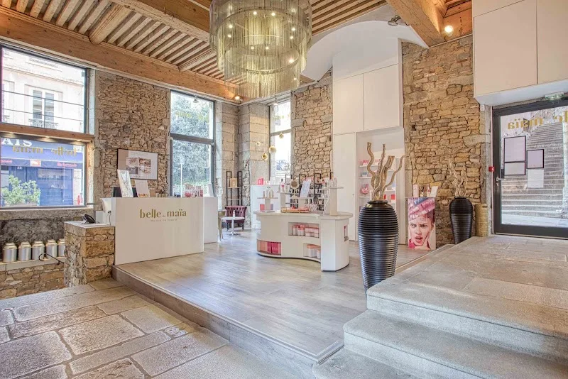 Belle de Maïa Maison de Beauté - Maquillage Lyon - Photo de couverture - OneBooking