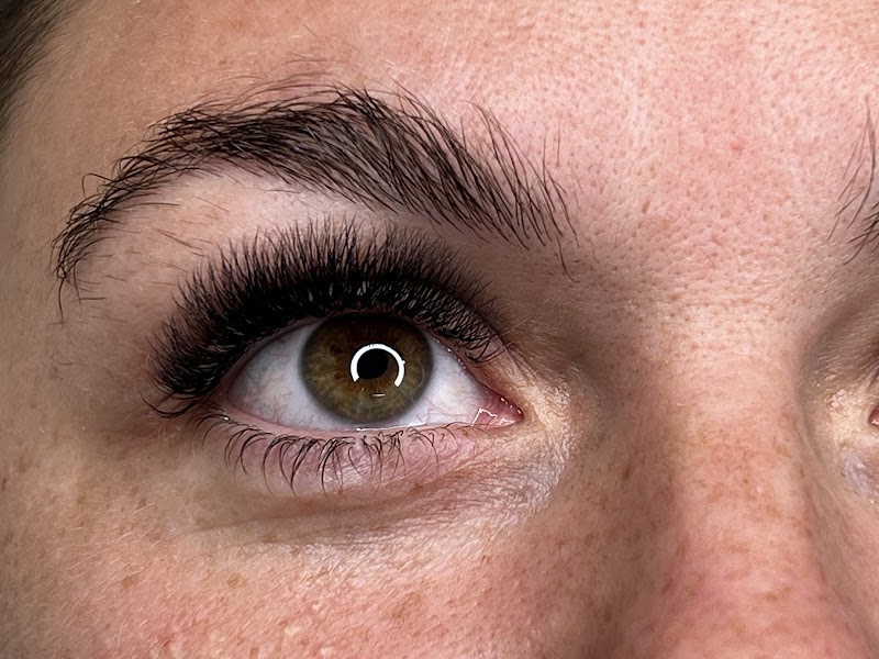 Lexcillence - Sourcils & cils Rouen - Photo de couverture - OneBooking
