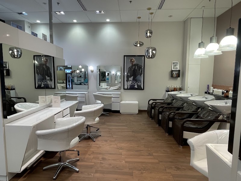 Camille Albane - Coiffeur Clermont Ferrand Carré