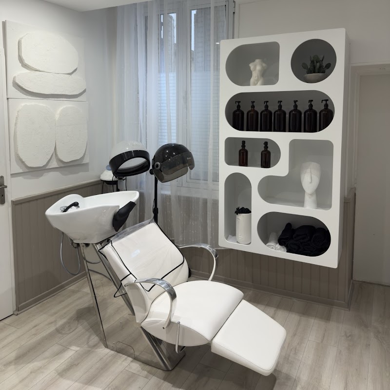 Zeina studio