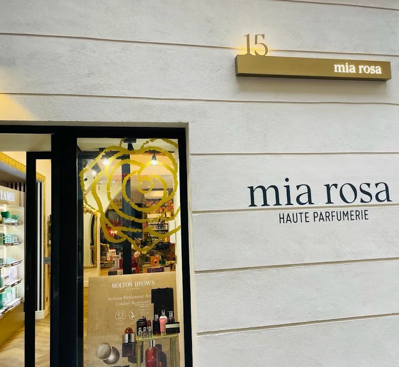 MIA ROSA - Maquillage Bastia - Photo de couverture - OneBooking
