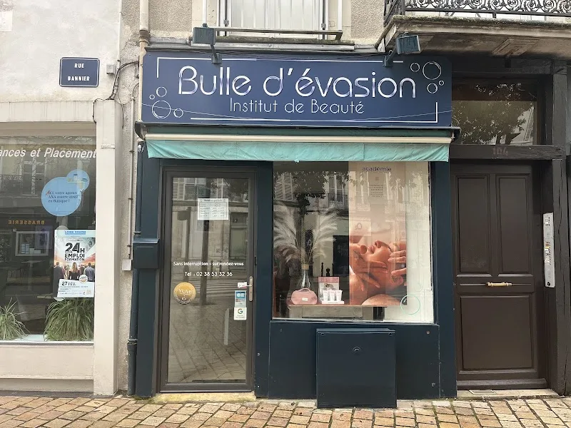 Bulle D'Evasion - Onglerie Orléans - Photo de couverture - OneBooking