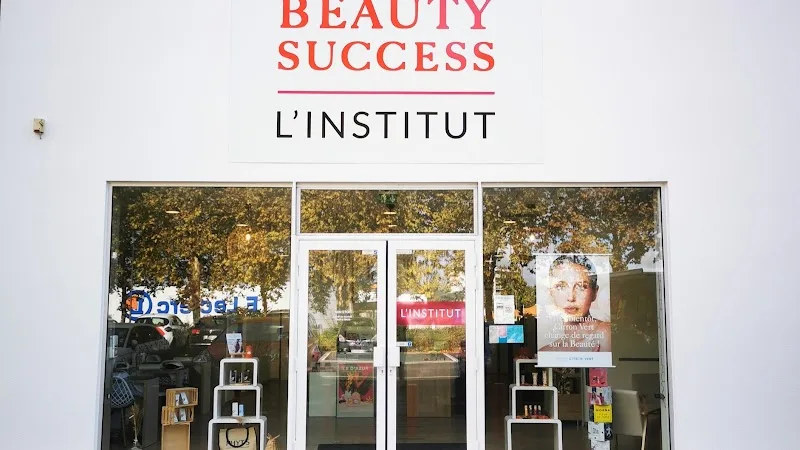Beauty Success - Institut - Onglerie Poitiers - Photo de couverture - OneBooking