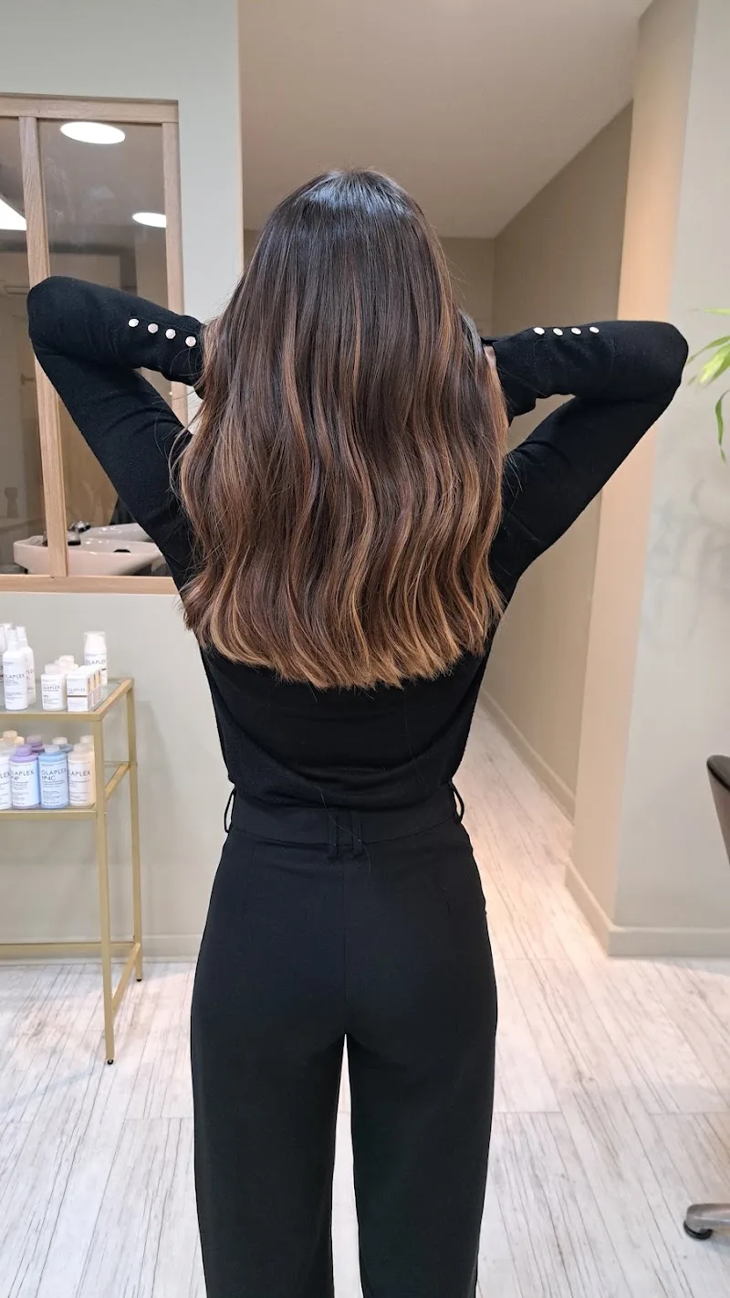 Anne, coiffeur coloriste