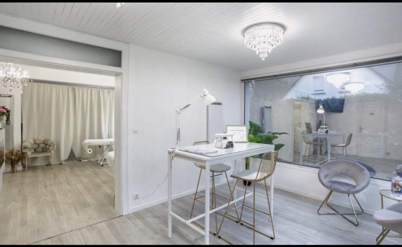 Ohmybeauty - Sourcils & cils Strasbourg - Photo de couverture - OneBooking