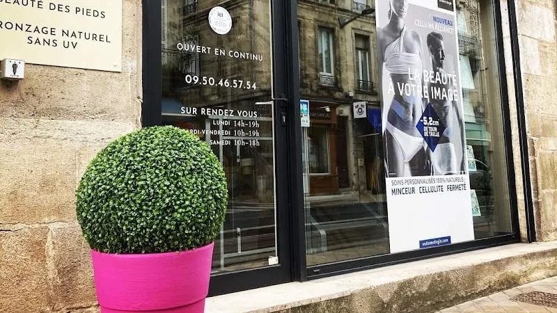 L’Esthétique by Carol-Ann — Institut De Beauté — Fondaudège - Épilation Bordeaux - Photo de couverture - OneBooking