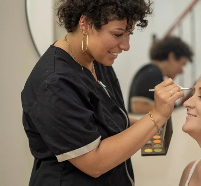 Majestueuse Mane - Marion - Sourcils & cils Lille - Photo de couverture - OneBooking