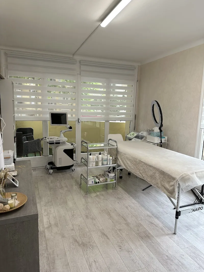 AESTHETIC CLINIQUE - Institut de beauté Cannes - Photo de couverture - OneBooking