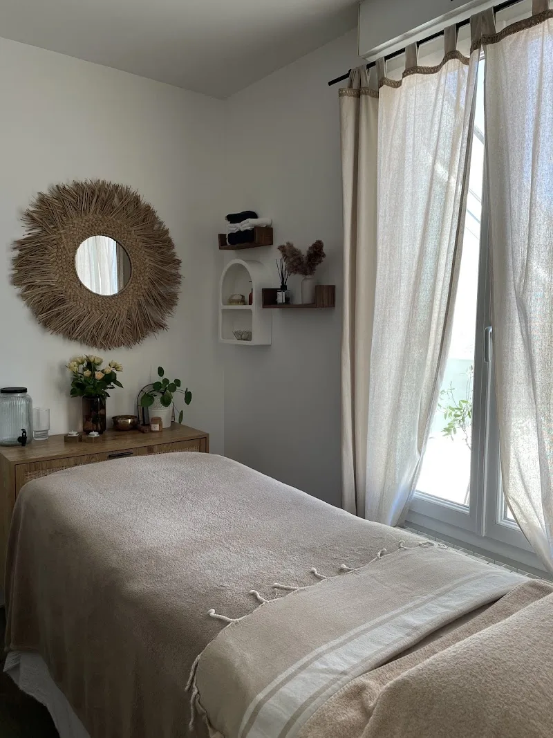 Maison Gaïa _ Massage et drainage lymphatique Renata França