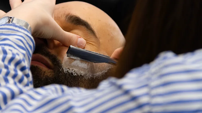 Ōbarbier Angers - Maison de Coiffure