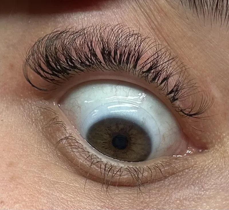 Studio Lashes - extension cils - microblading - maquillage permanent - Onglerie Tours - Photo de couverture - OneBooking