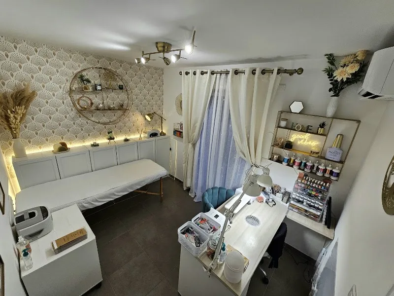 Histoire D'ongle - Onglerie Ajaccio - Photo de couverture - OneBooking