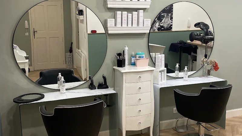Votre salon privé by Claire - Coiffure Aix-en-Provence - Photo de couverture - OneBooking