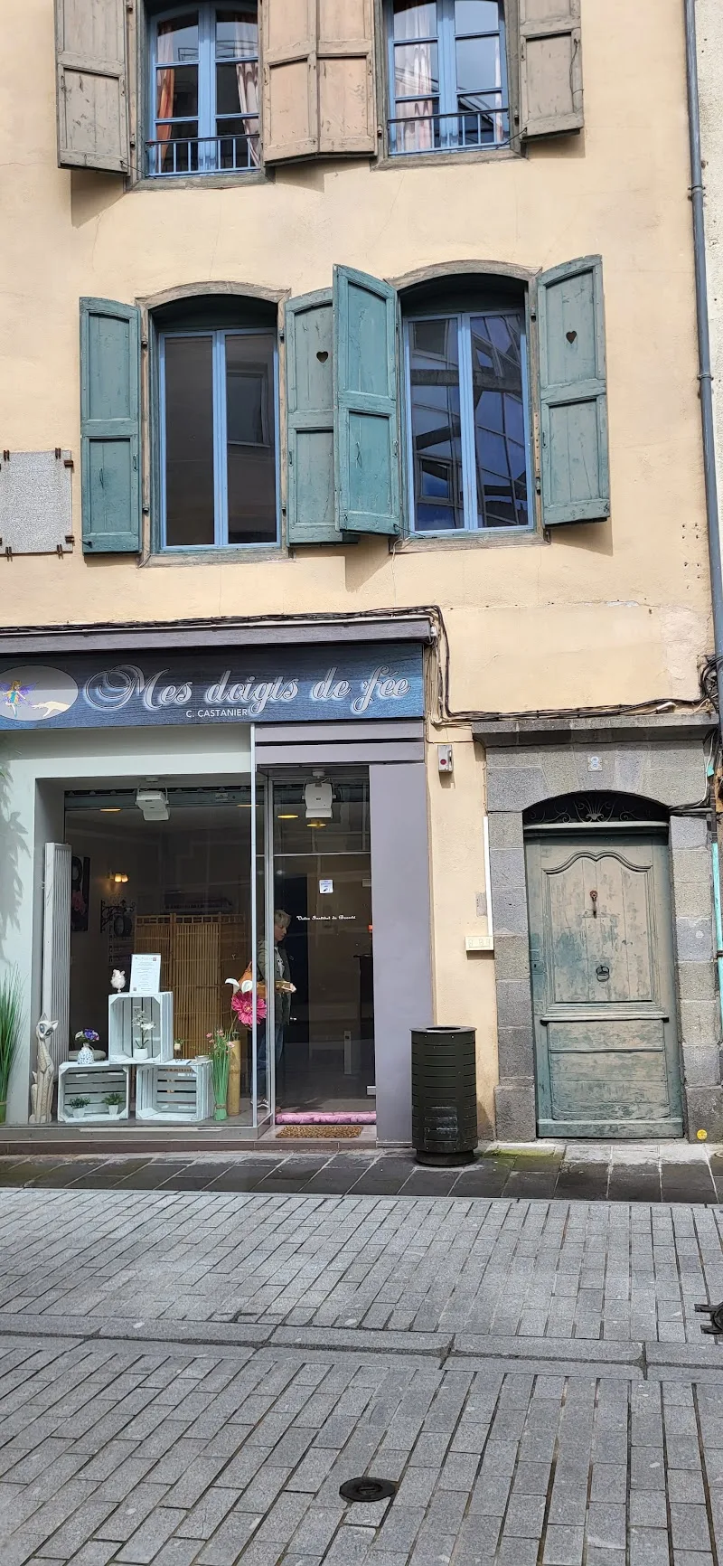 Mes Doigts de Fée - Onglerie Aurillac - Photo de couverture - OneBooking