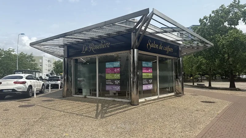 Salon de coiffure La Roselière La Rochelle - Coiffure La Rochelle - Photo de couverture - OneBooking