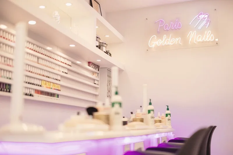 Paris Golden Nails / Paris