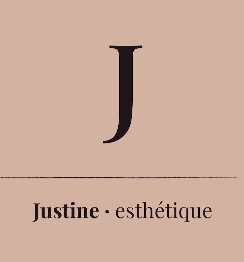Justine Esthétique - Maquillage La Rochelle - Photo de couverture - OneBooking