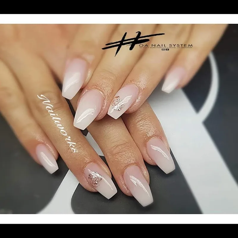 manyta - Sourcils & cils Nîmes - Photo de couverture - OneBooking
