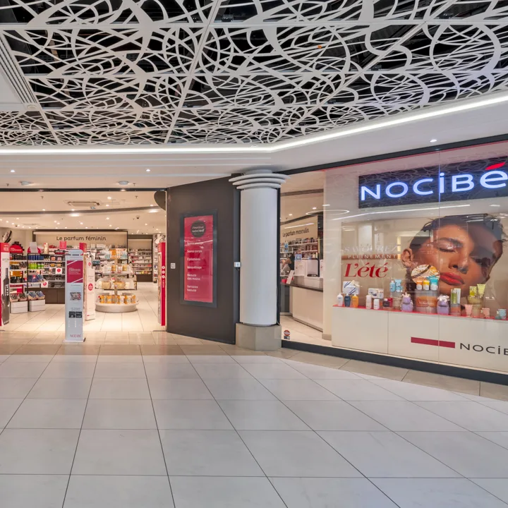 Nocibé - NIMES LES HALLES - Maquillage Nîmes - Photo de couverture - OneBooking