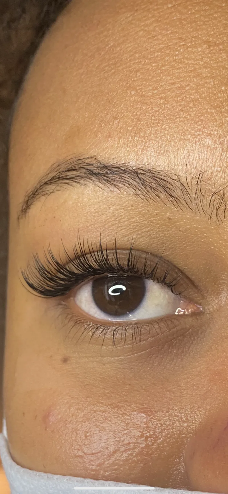 Lila Glam Lashes - Sourcils & cils Paris - Photo de couverture - OneBooking