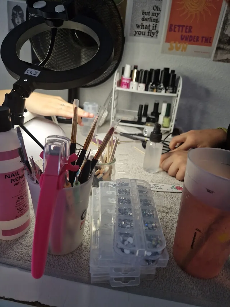 Nails by Saf - Onglerie Grenoble - Photo de couverture - OneBooking