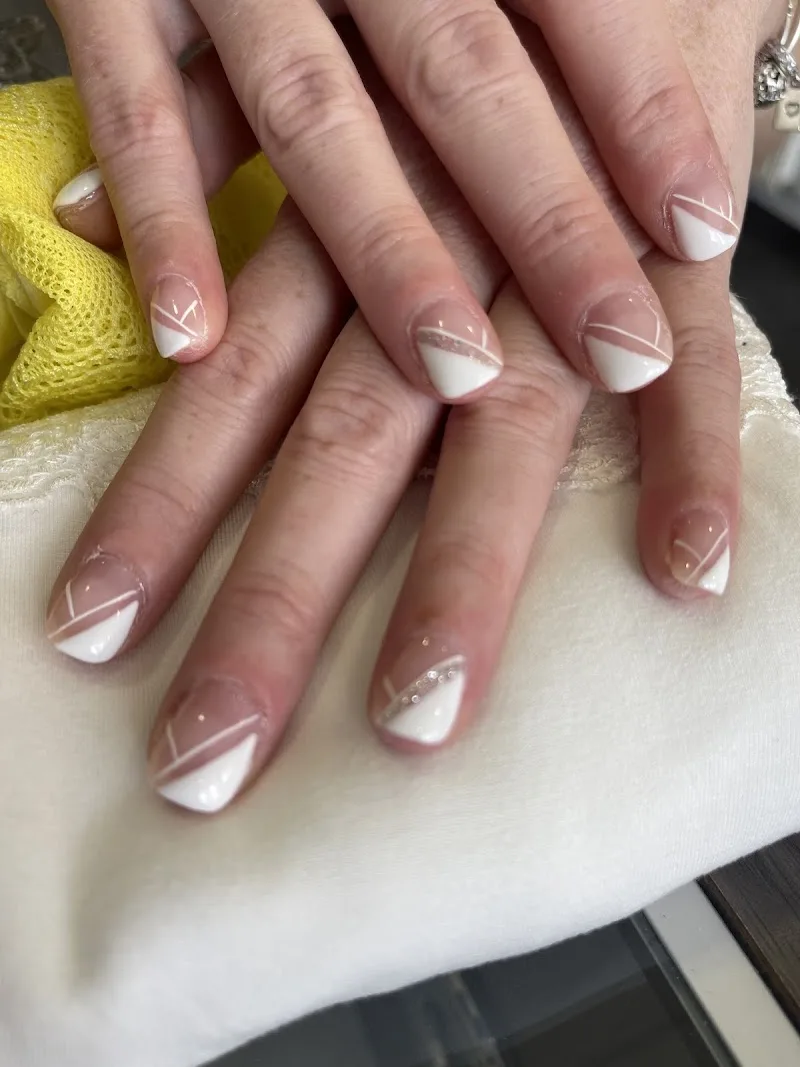 O Désir D'Ongle - Onglerie Saint-Étienne - Photo de couverture - OneBooking
