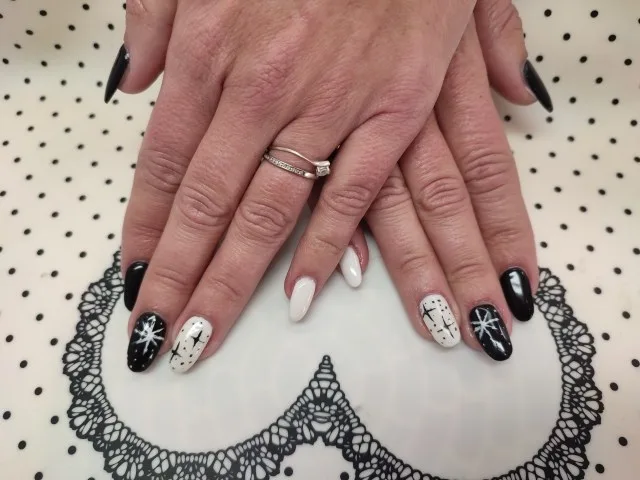 Orchi'nails - Onglerie Bayonne - Photo de couverture - OneBooking