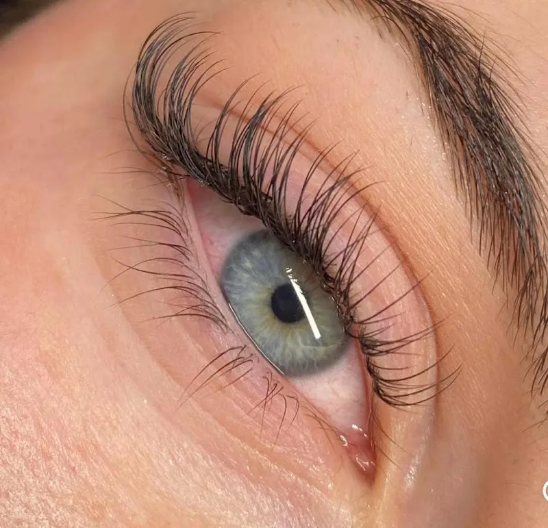 Solenn Beauty Cils - Sourcils & cils Le Mans - Photo de couverture - OneBooking