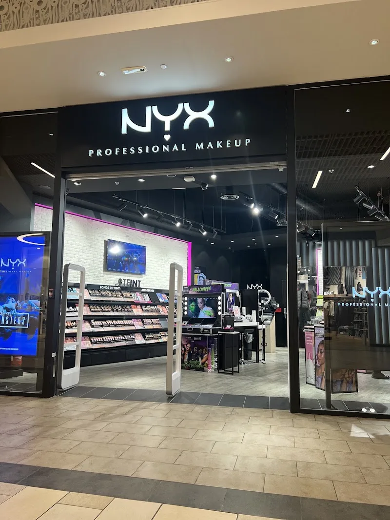 NYX Professional Makeup - Bordeaux Lac