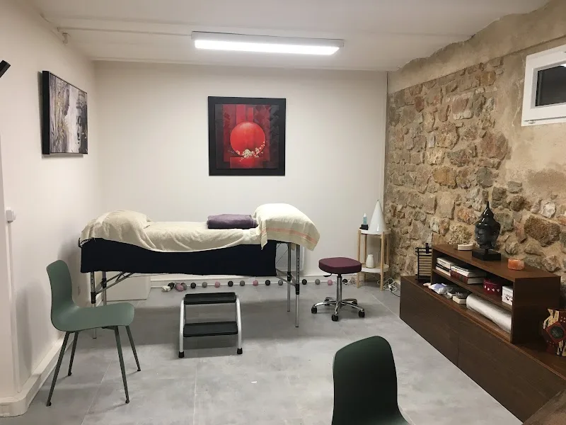 Vanille beauté - Onglerie Cannes - Photo de couverture - OneBooking