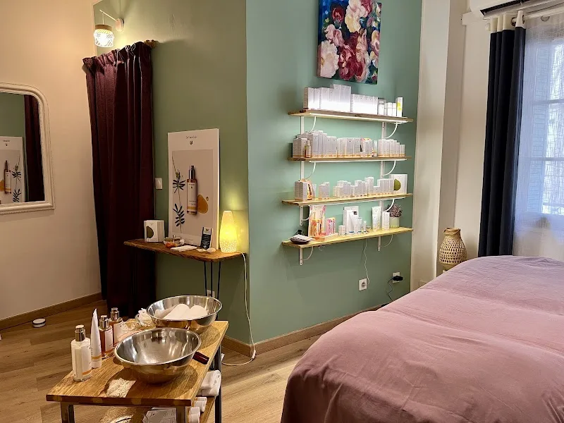 Maison N°8 - Soins Naturels